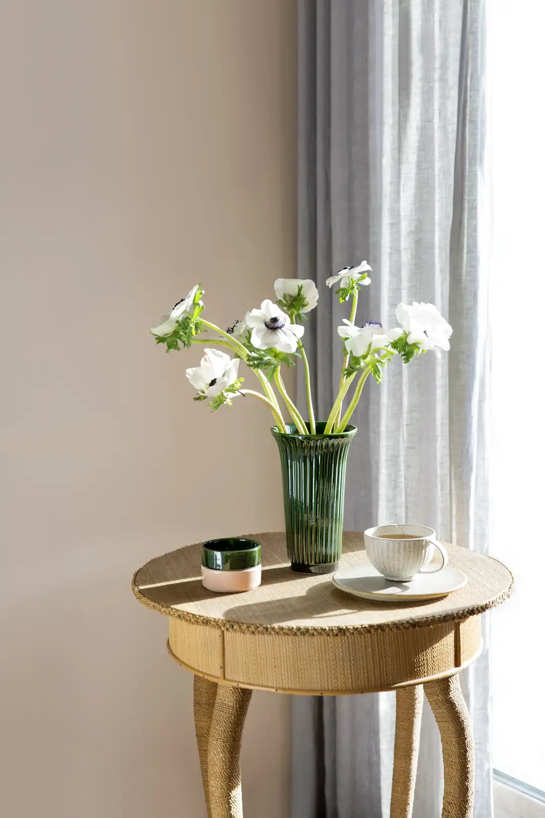 Bergs Potter Daisy Glazed Vase